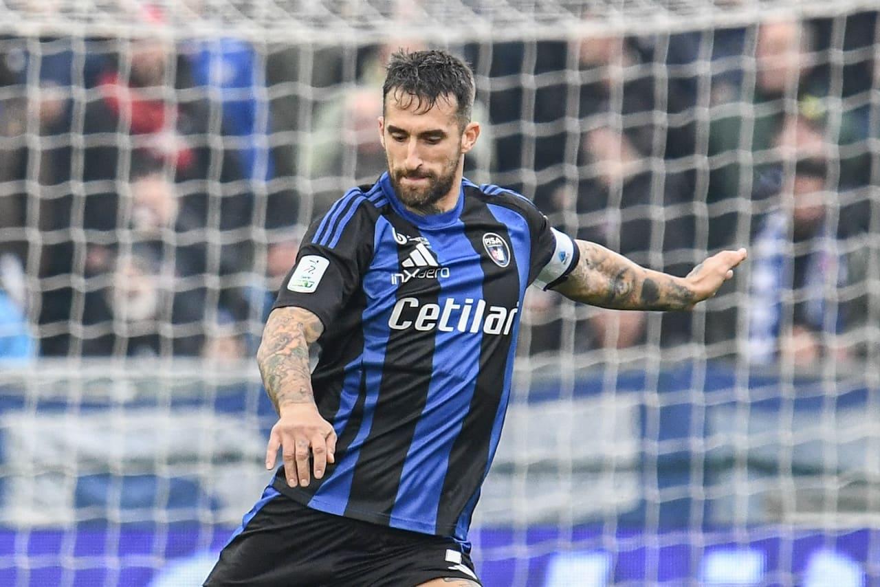 ✅ Pisa-Catanzaro, le UFFICIALI: Caracciolo OUT, ancora Koffi. La scelta su Pecorino e Tramoni