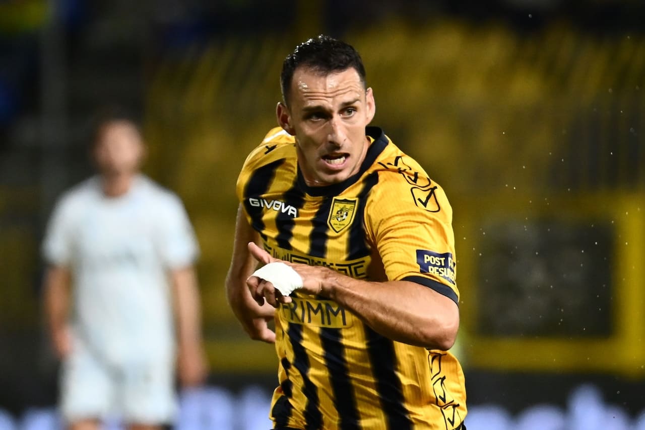 🔍 INDIZI per Carissoni: out dall'amichevole, Padova vicino! Ma la Juve Stabia vuole la clausola