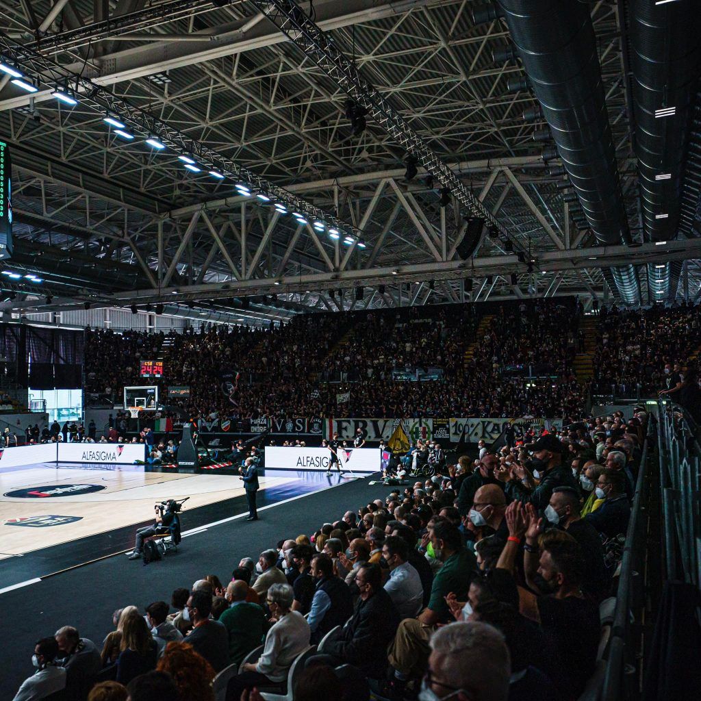 La Virtus da domani alla Segafredo Arena